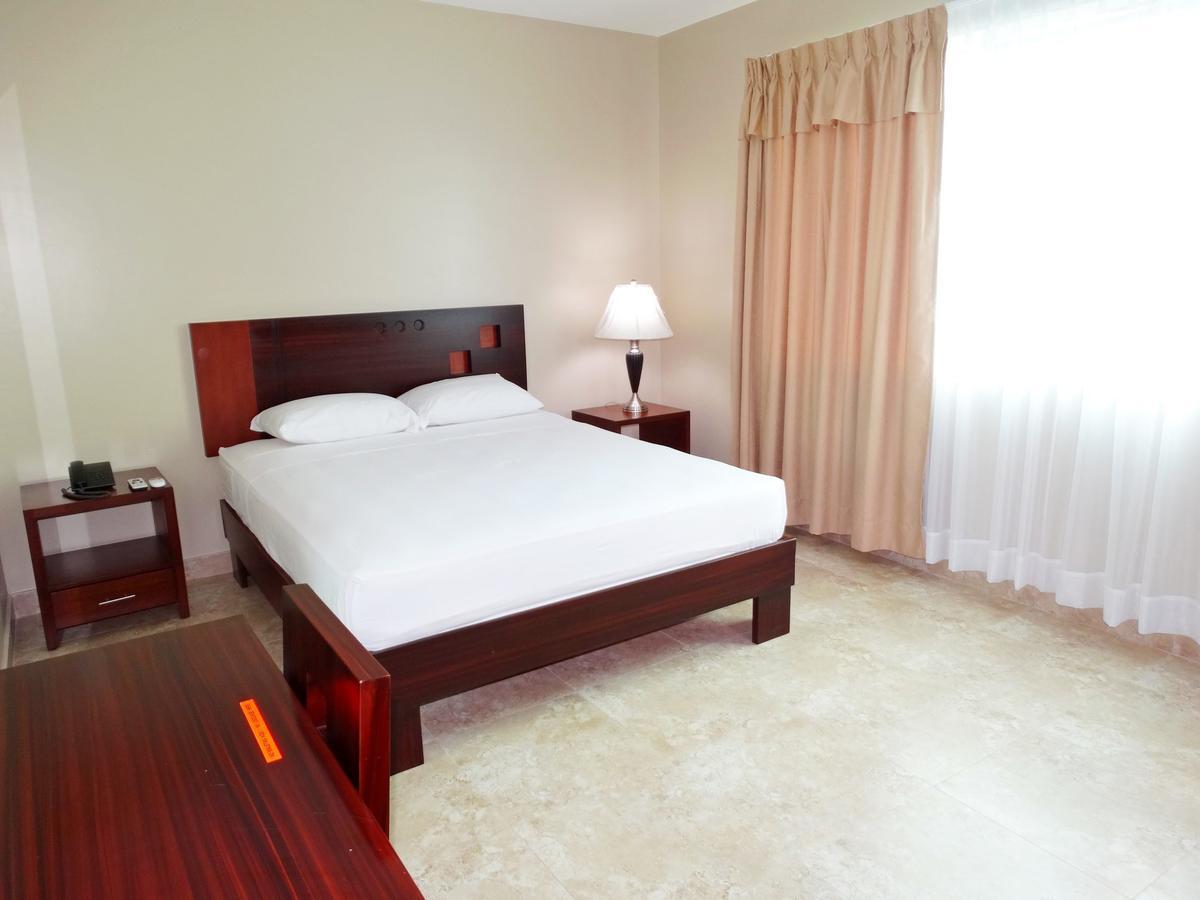 Hotel Marvento Suites サリナス 部屋 写真